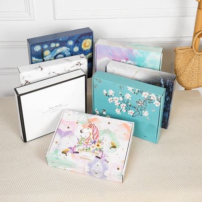 Giấy gợn sóng 1.5mm Hộp đựng quần áo cá nhân hóa 250gsm Giấy nghệ thuật